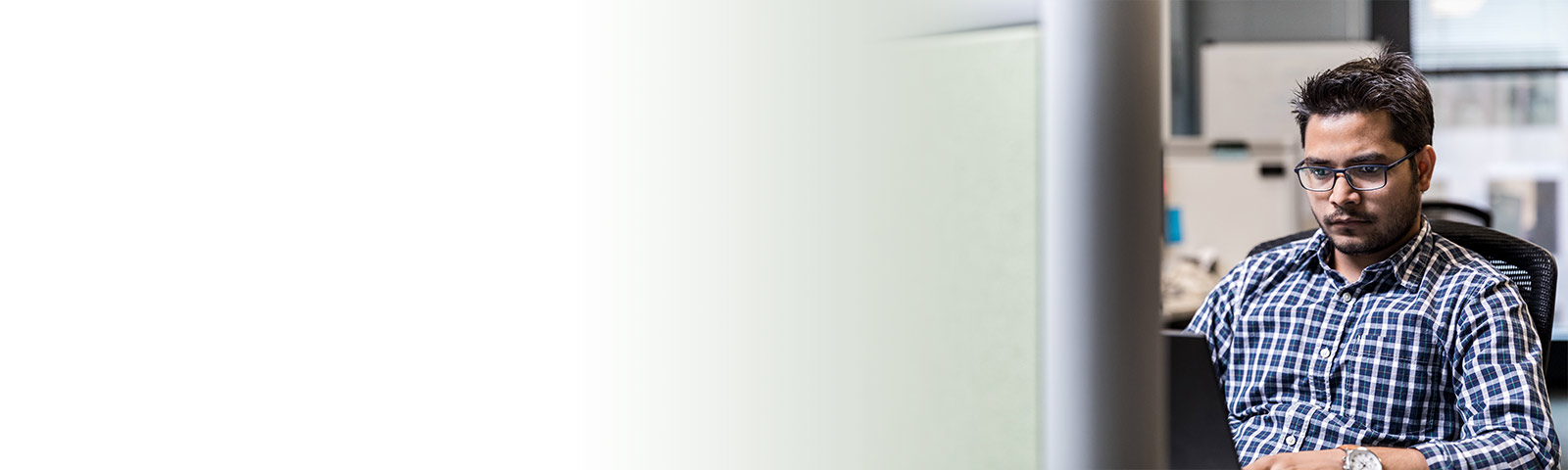 Person working in laptop