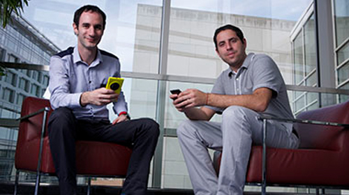 Two person seaking on technological development strategies based on Office 365 