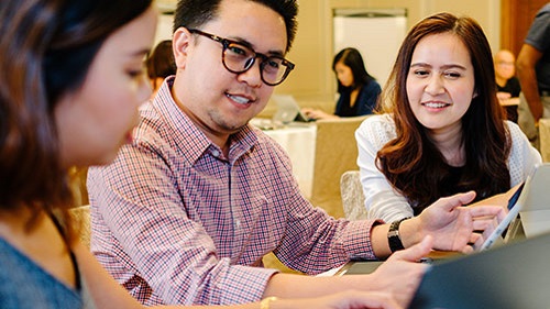 man and women dicussion