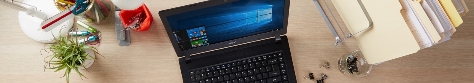 System desk with materials