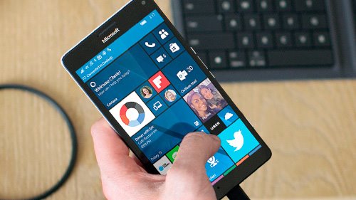 Image of hand scrolling through smartphone 