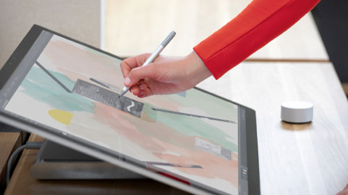 Person using Surface Pen to digitally ink