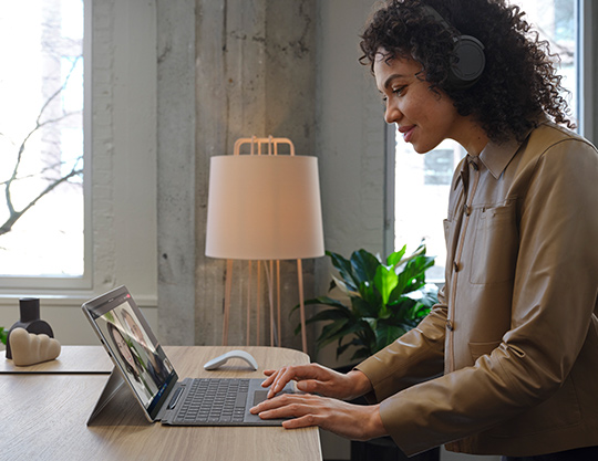 Microsoft Surface Partner -- Home