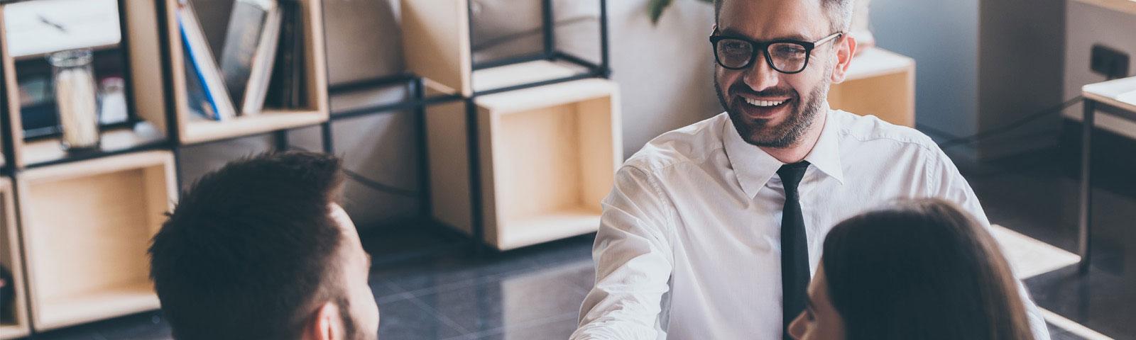 Partner having discussion